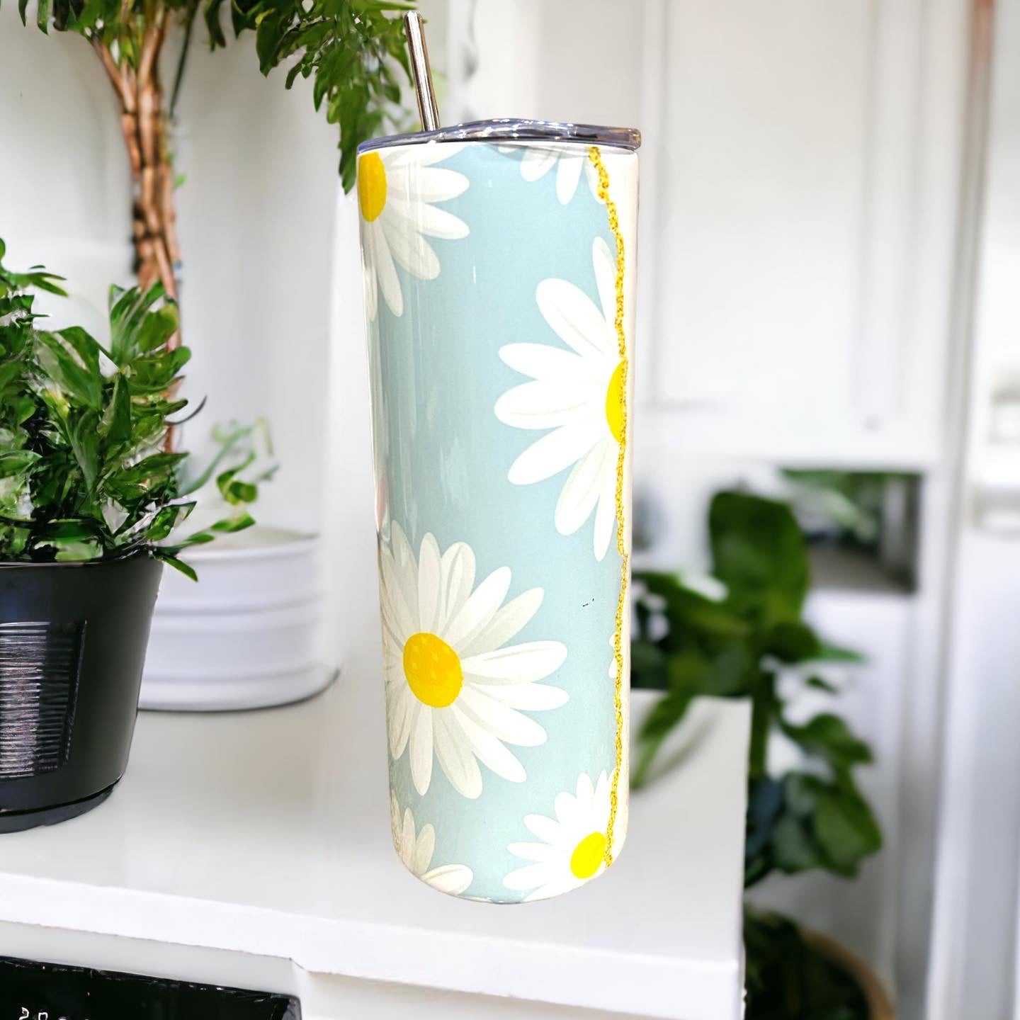 Personalized Daisy Tumbler